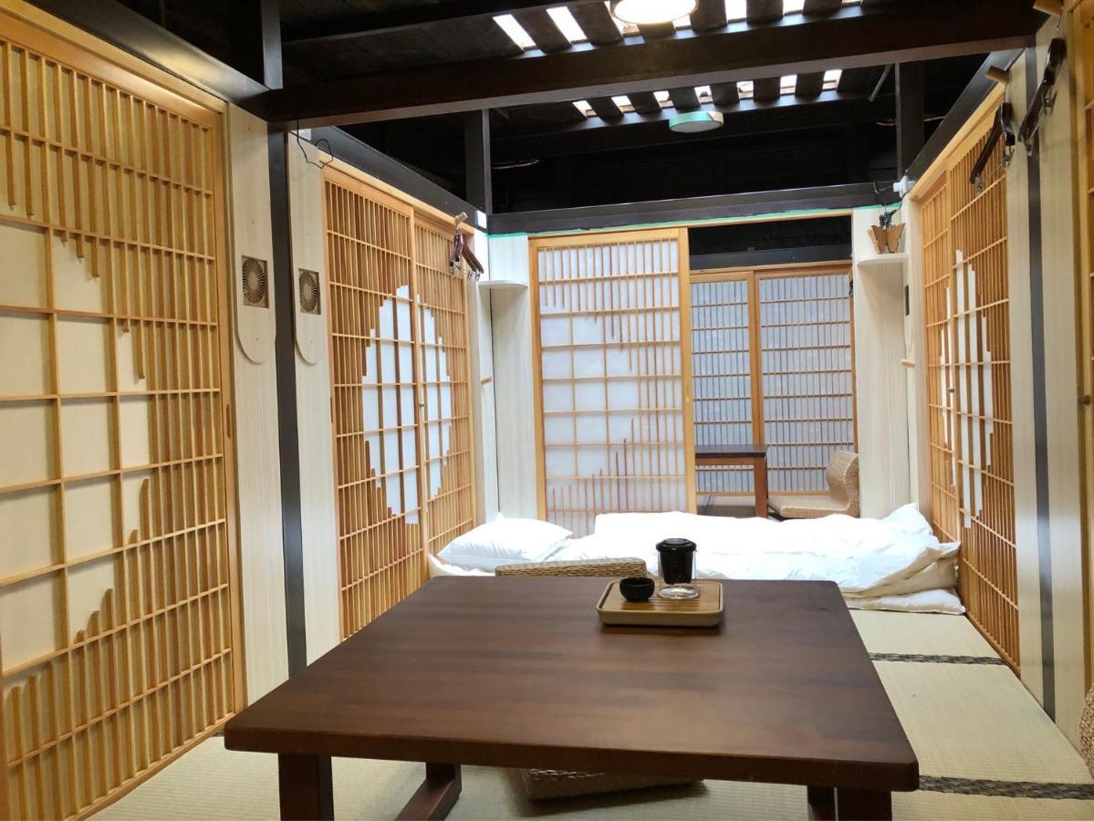 台甕茶室青年旅館 Tai-Wong Tatami Room Hostel Tainan Dış mekan fotoğraf