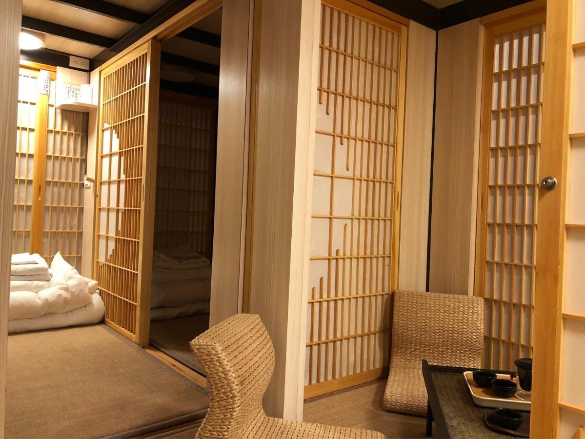 台甕茶室青年旅館 Tai-Wong Tatami Room Hostel Tainan Dış mekan fotoğraf