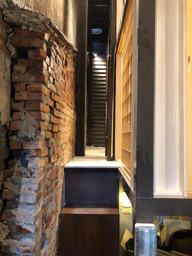 台甕茶室青年旅館 Tai-Wong Tatami Room Hostel Tainan Dış mekan fotoğraf
