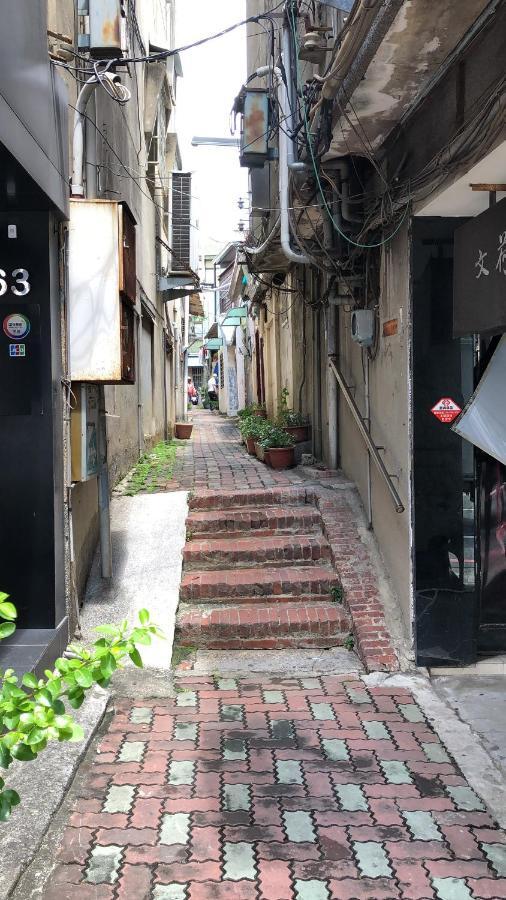 台甕茶室青年旅館 Tai-Wong Tatami Room Hostel Tainan Dış mekan fotoğraf